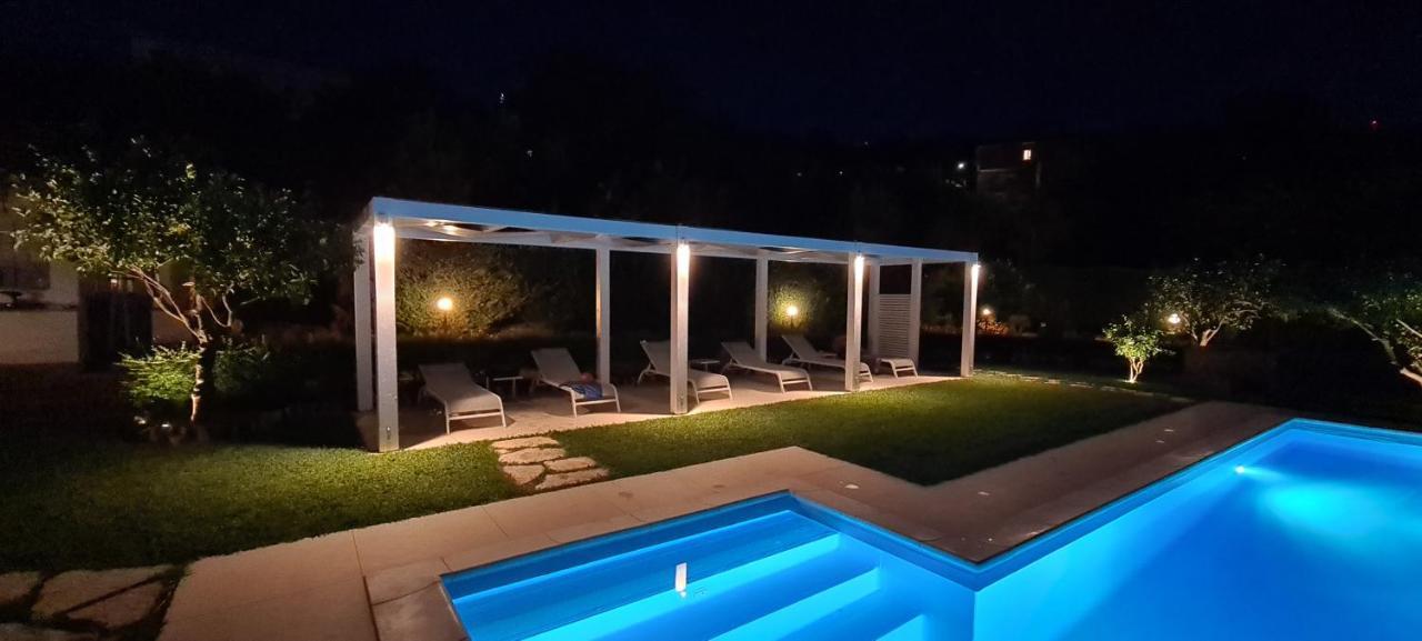 Villa Zufro Вибо Валентия Екстериор снимка